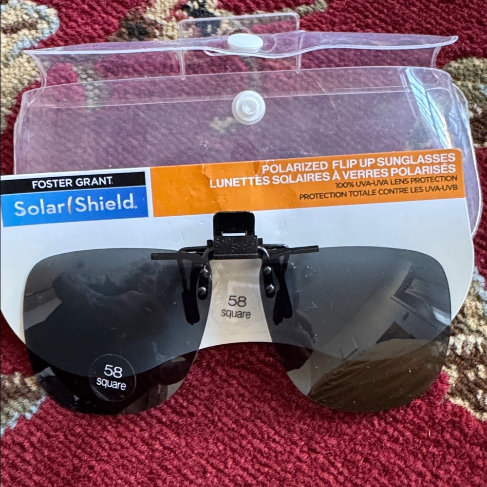 FOSTER GRANT clip on sunglasses